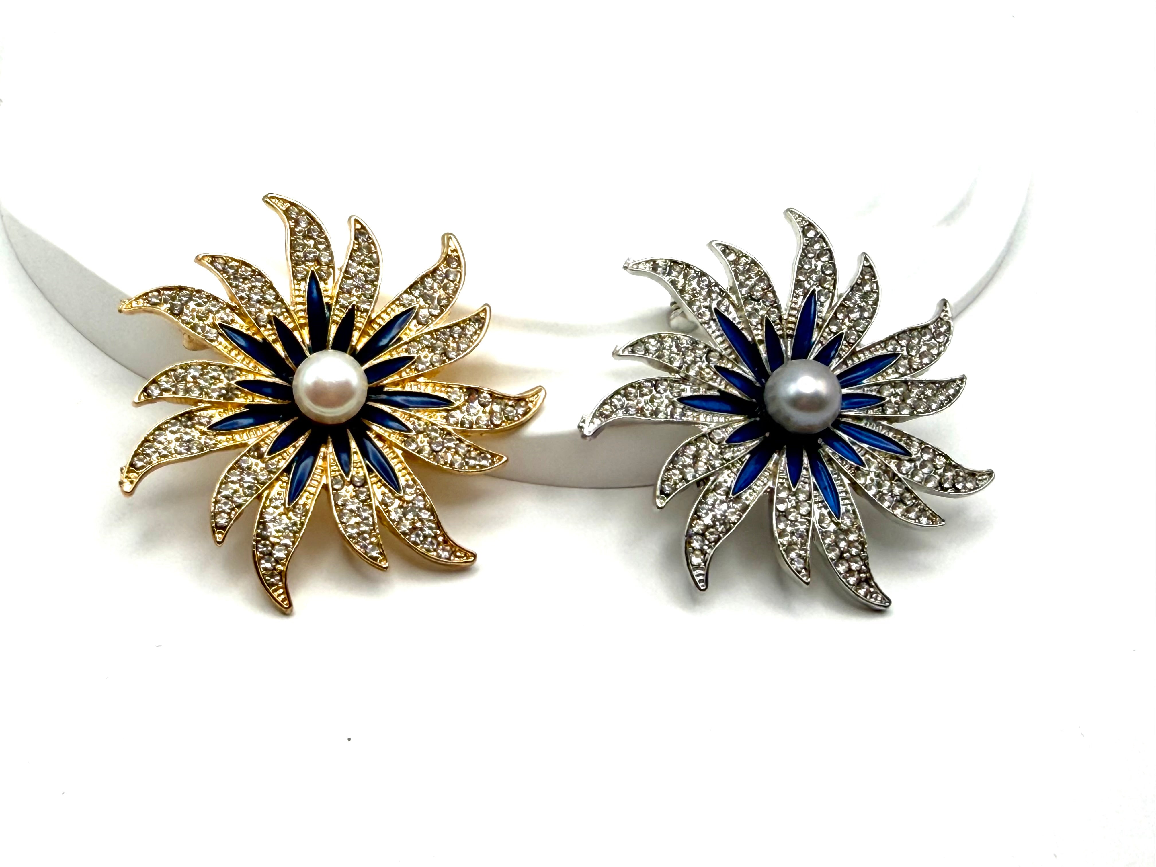 “Eilish” BROOCH with Centered Fresh Water Pearl