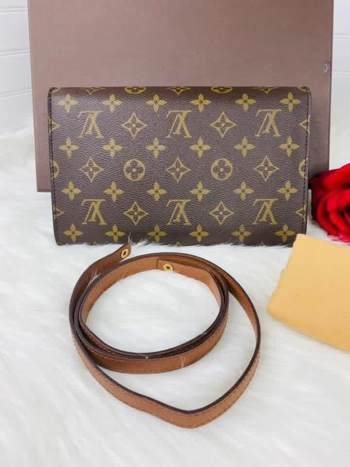 Vintage Monogram Pochette Bordeaux Bag