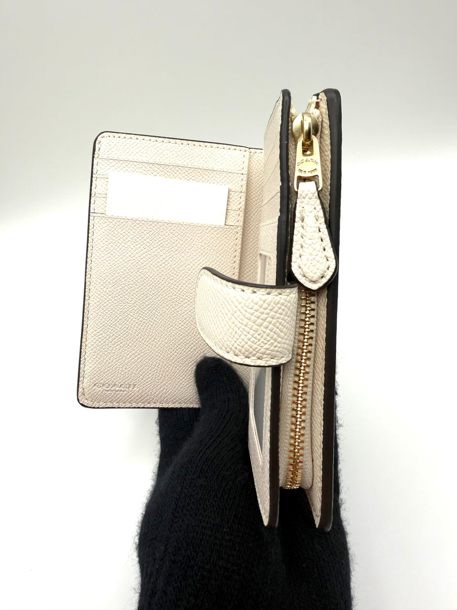 COACH SMALL WALLET
