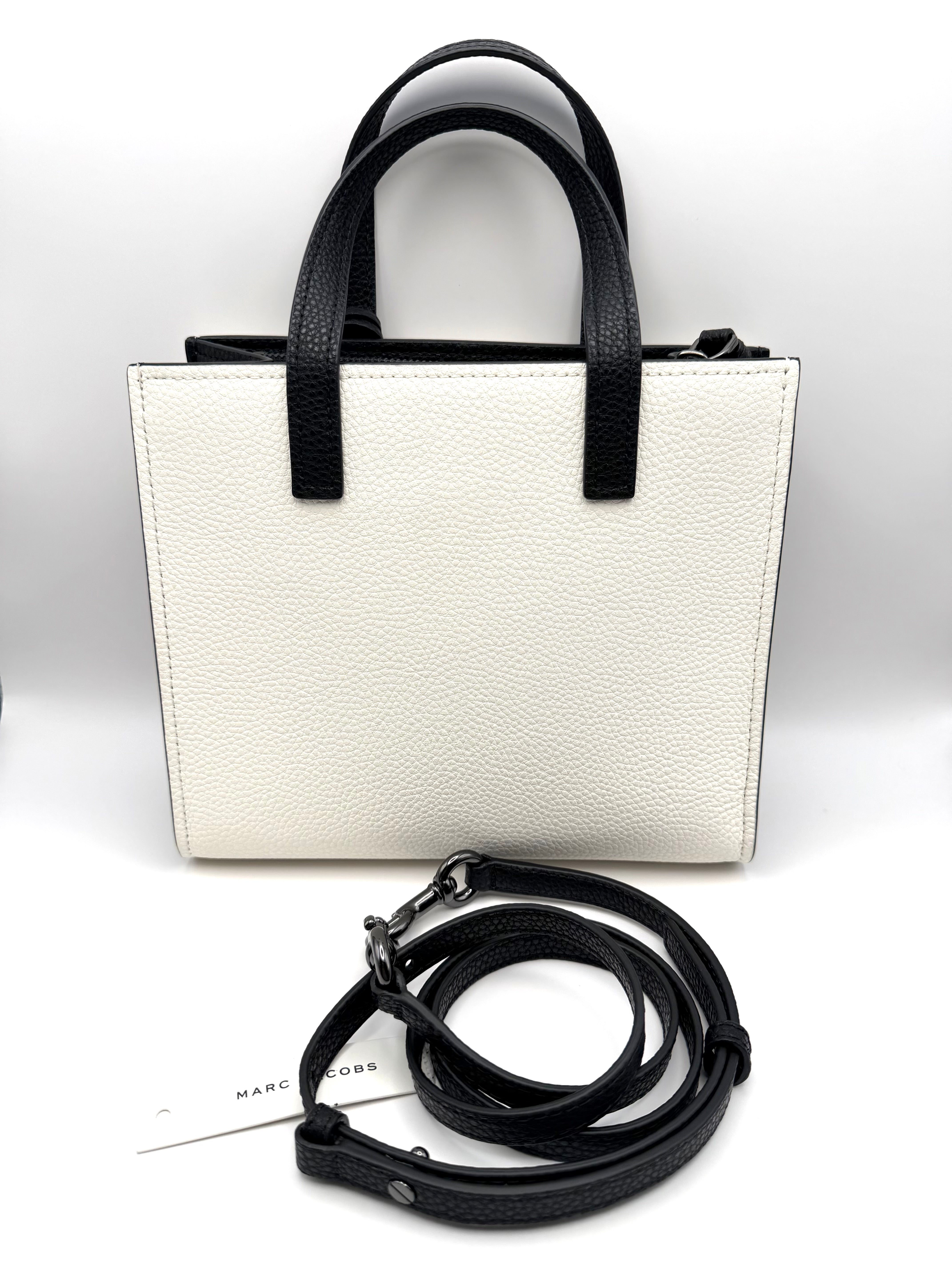 MARC JACOBS
