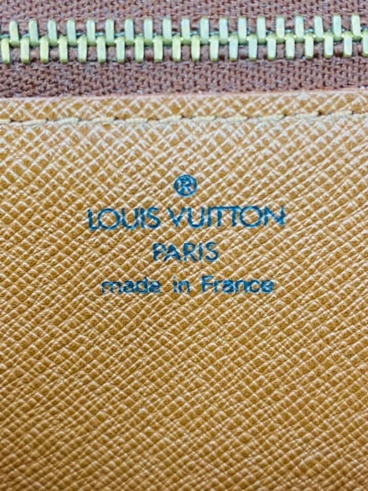 Vintage Monogram Pochette Bordeaux Bag