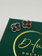 Clover White Gold Earrings -15mm