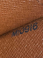 Vintage Monogram Pochette Bordeaux Bag