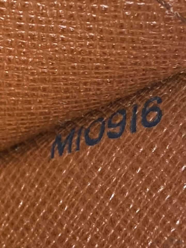 Vintage Monogram Pochette Bordeaux Bag