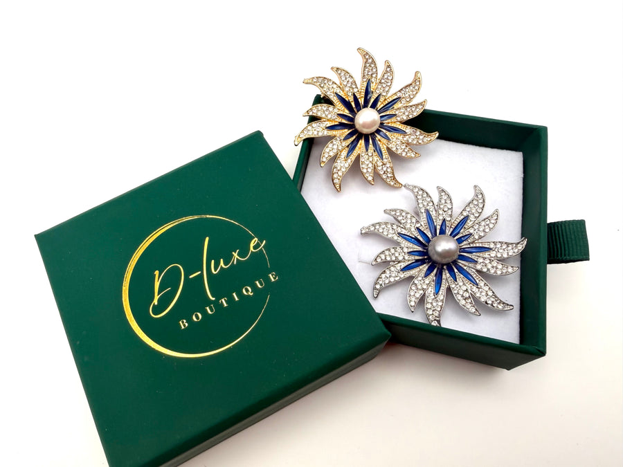 “Eilish” BROOCH with Centered Fresh Water Pearl