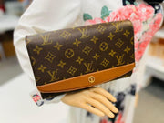 Vintage Monogram Pochette Bordeaux Bag