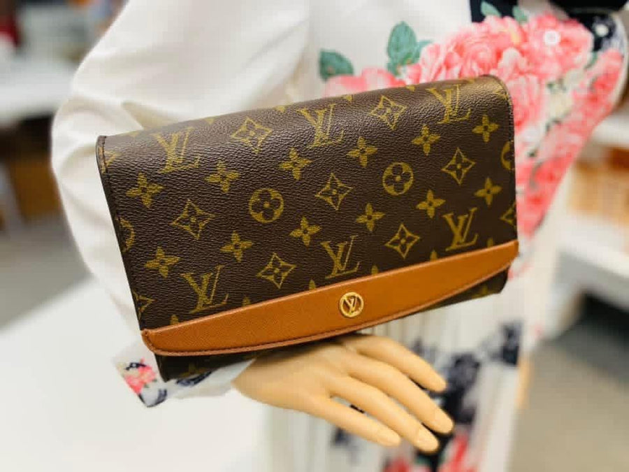 Vintage Monogram Pochette Bordeaux Bag