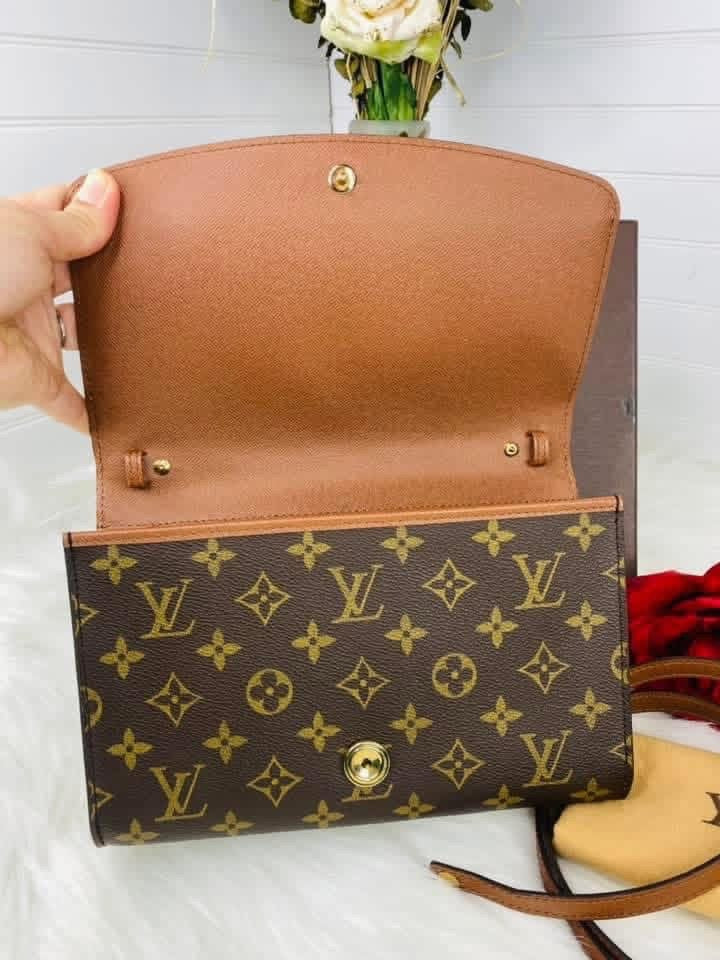 Vintage Monogram Pochette Bordeaux Bag