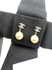 CHANEL PEARL DROP CC STUD EARRINGS