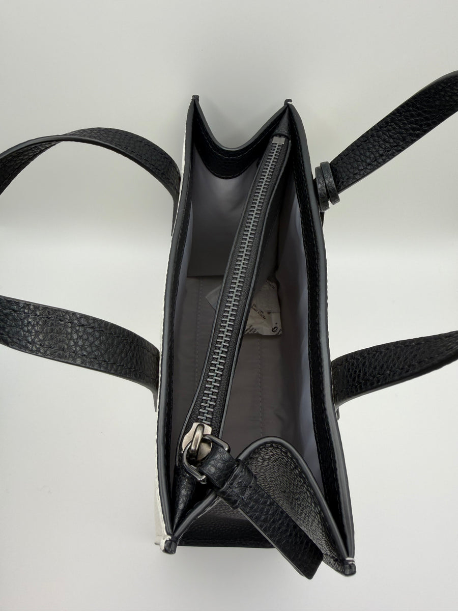MARC JACOBS