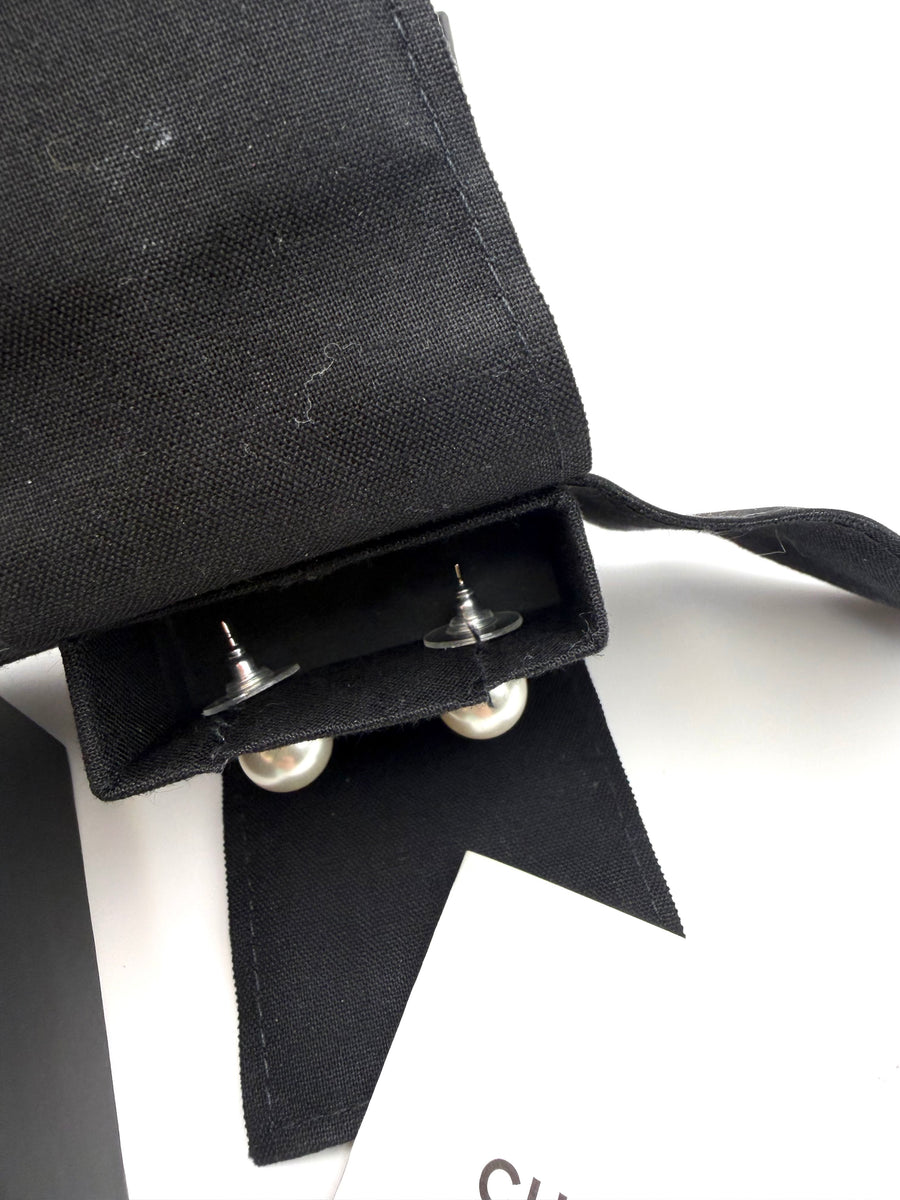 CHANEL PEARL DROP CC STUD EARRINGS