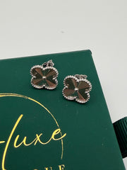 Clover White Gold Earrings -15mm