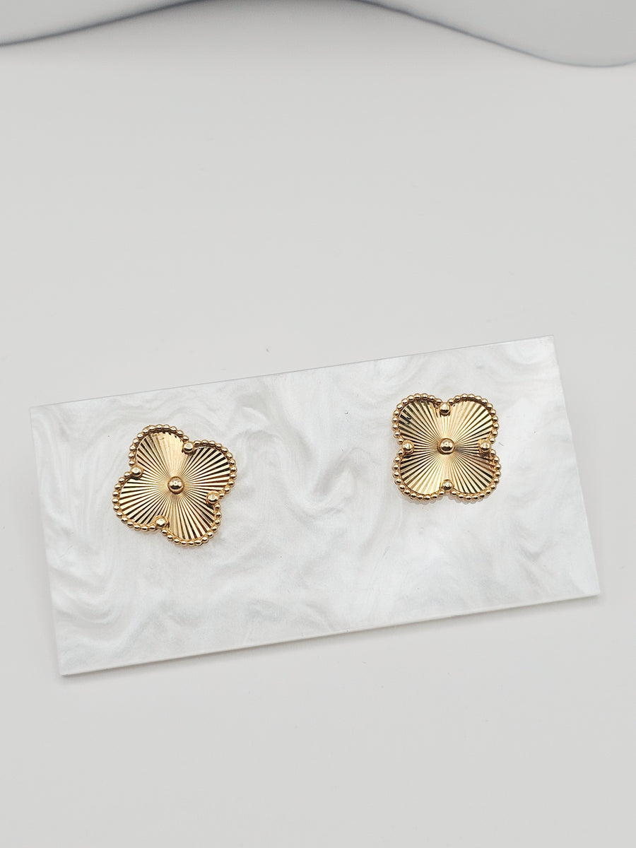 Clover Set Neacklace & Earrings