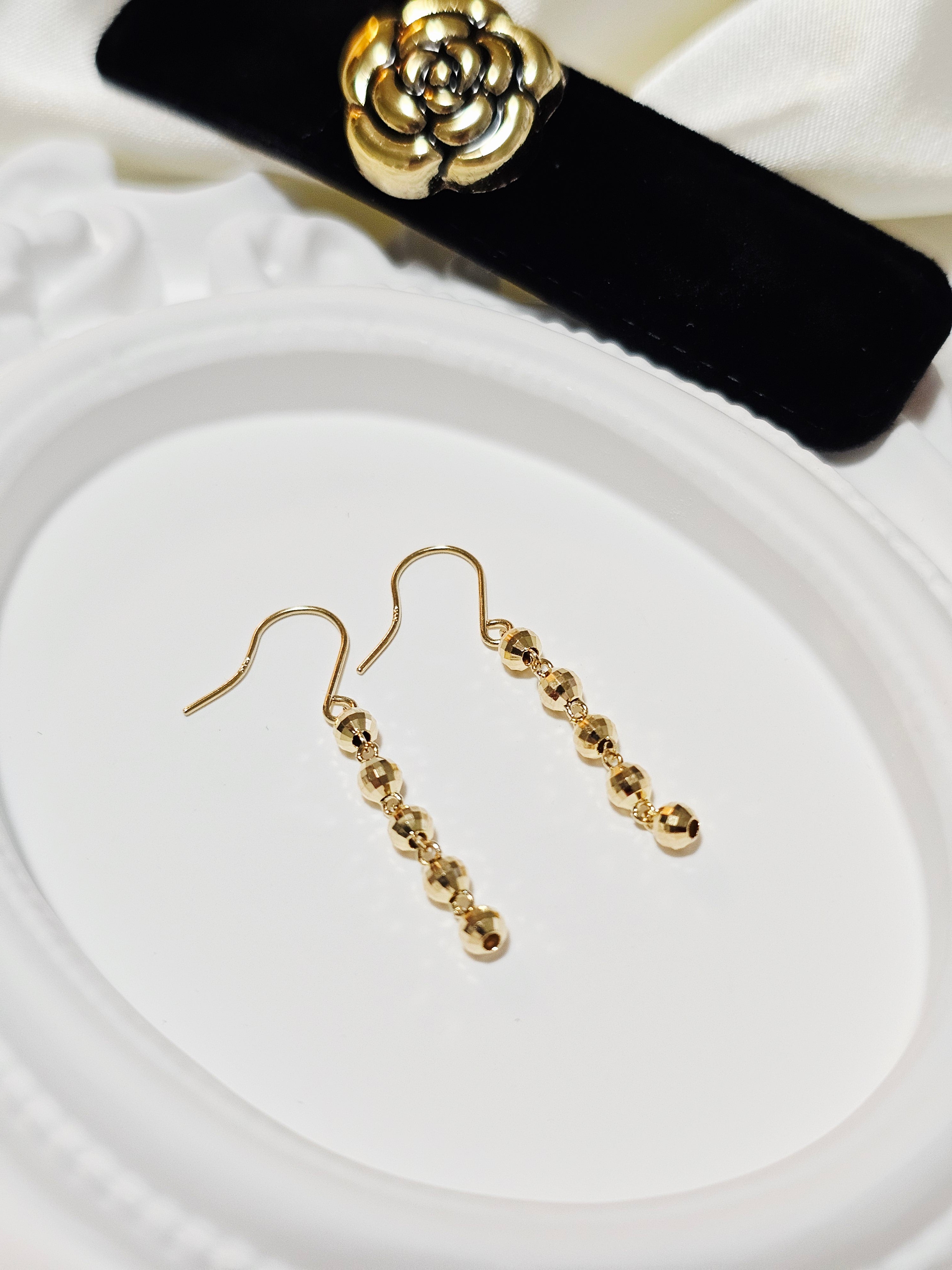 Japan Gold Dangling Earring