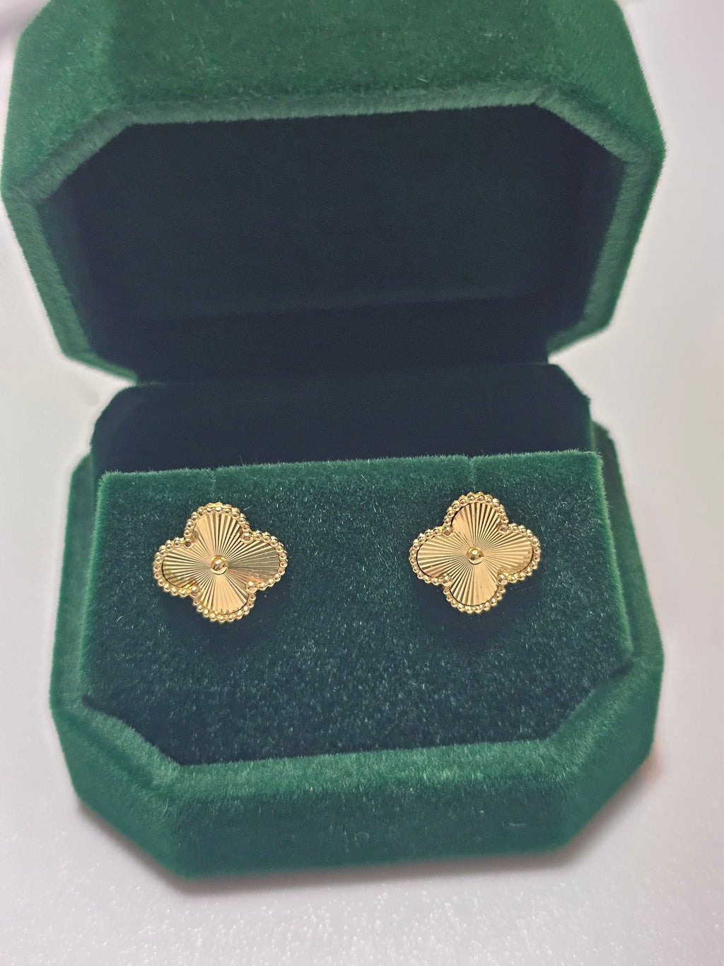 Clover Stud Earring 12mm