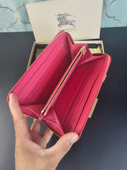Burberry  Zippy Long Wallet