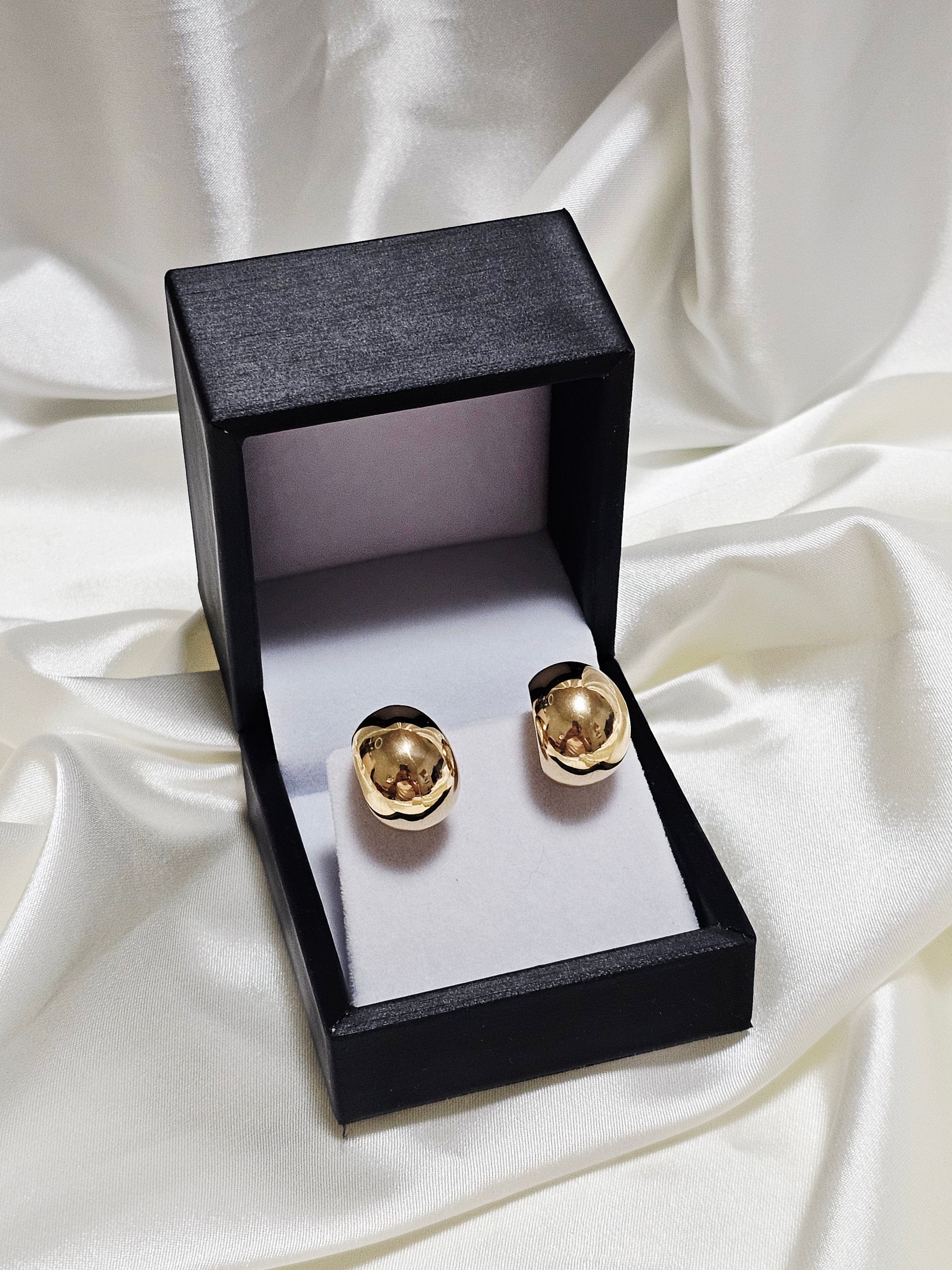 Small Chunky Loop Earring