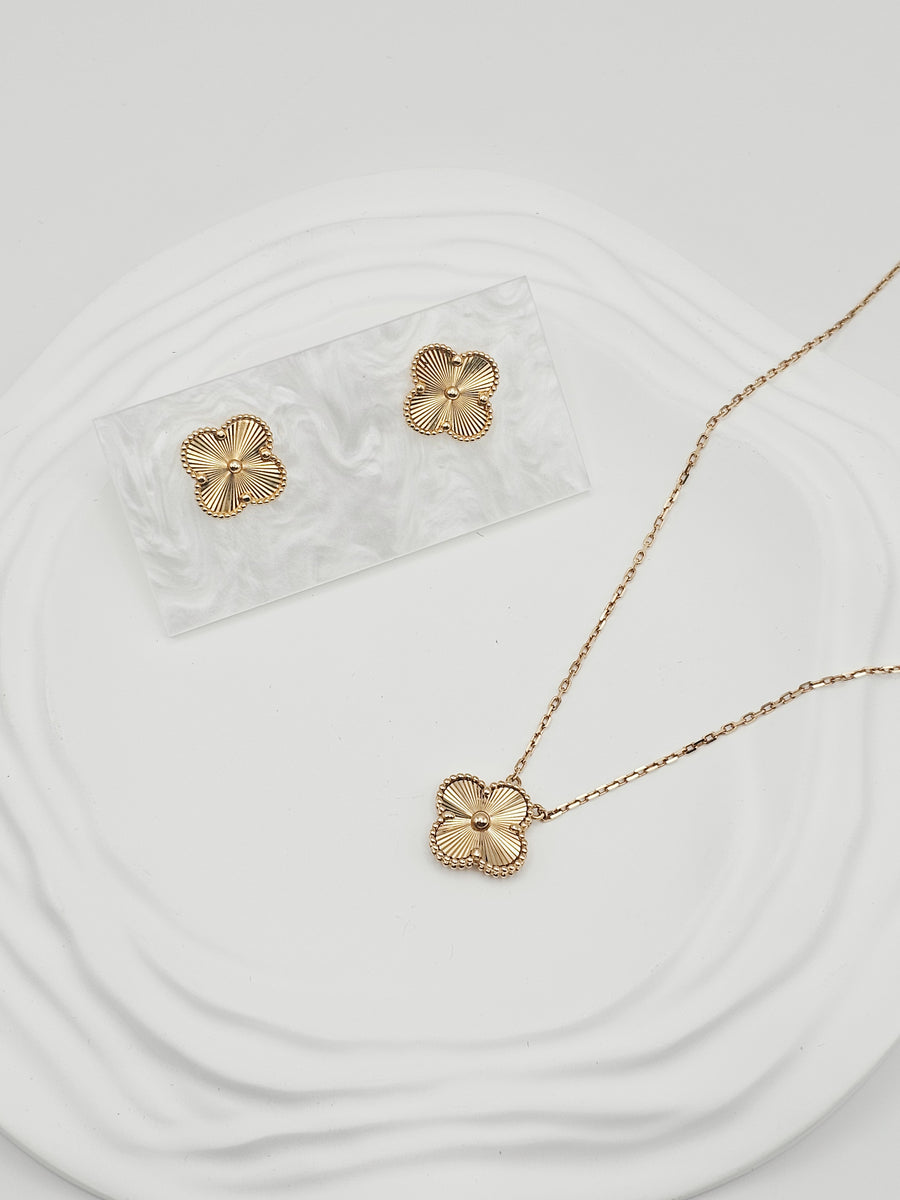 Clover Set Neacklace & Earrings