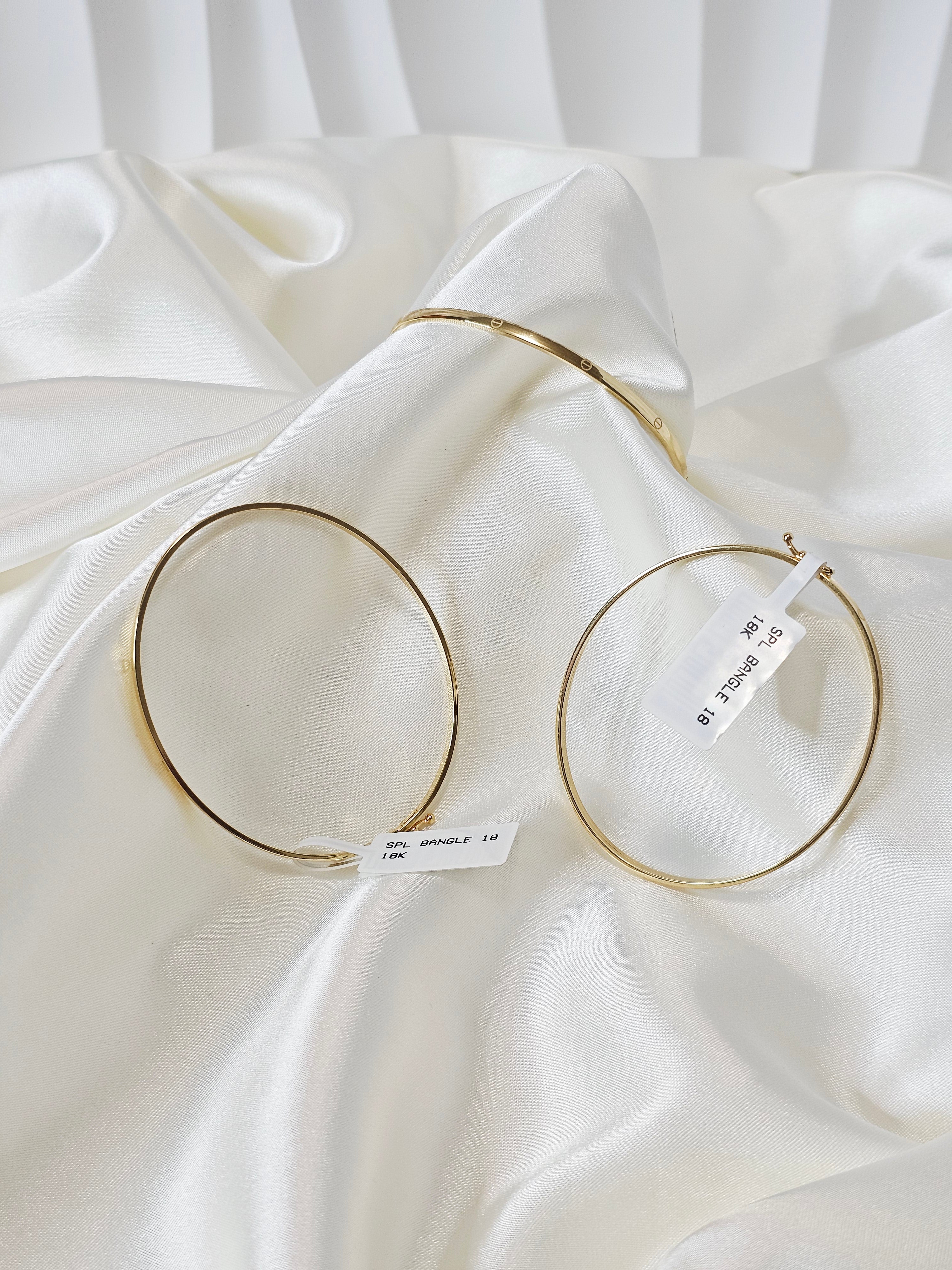 Thin Love Bangle