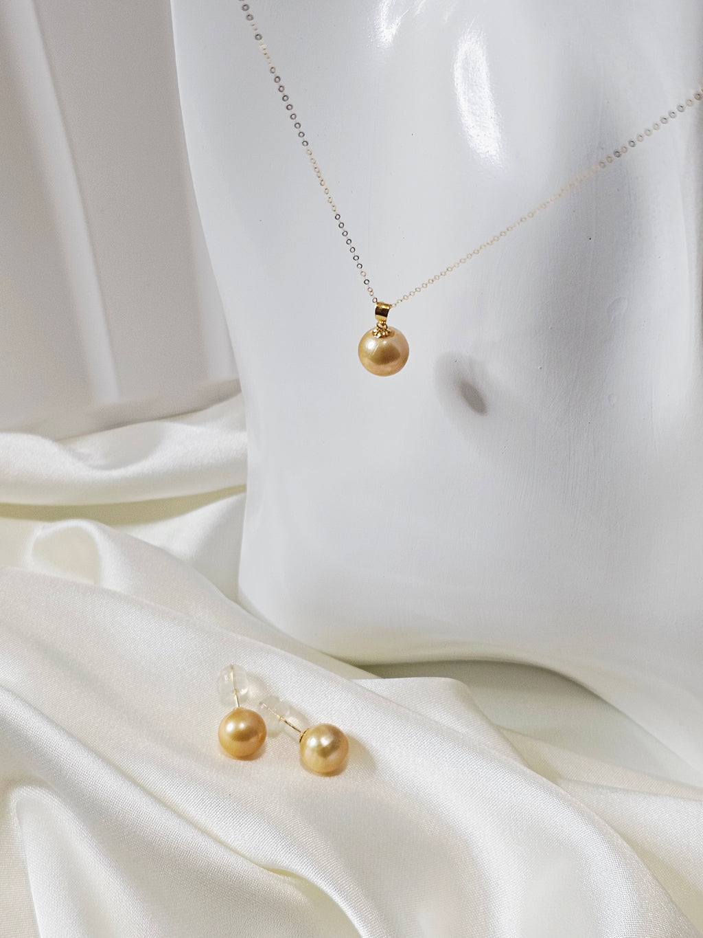 Fresh Water Pearl