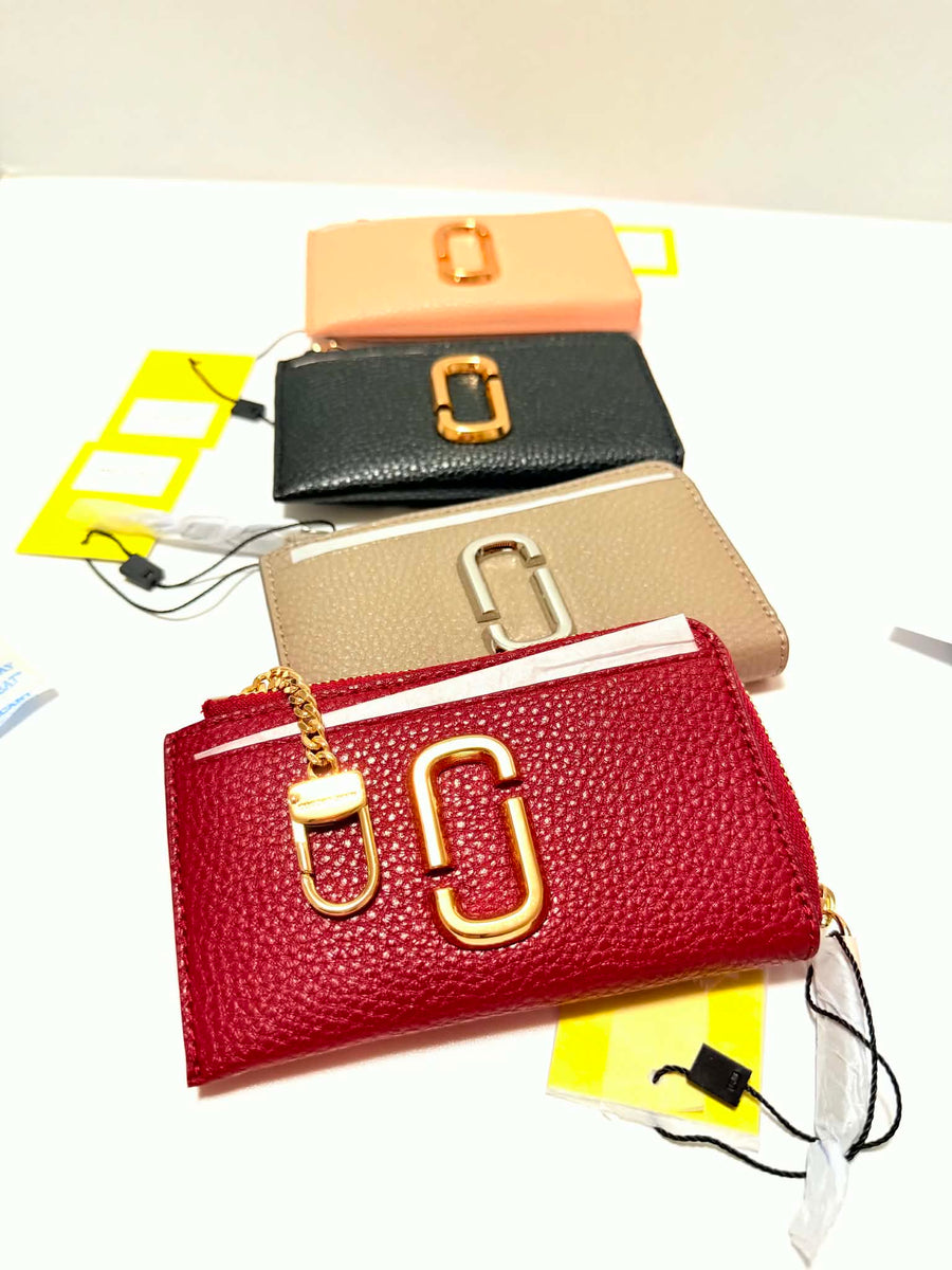 MARC JACOBS ZIPPY POUCH