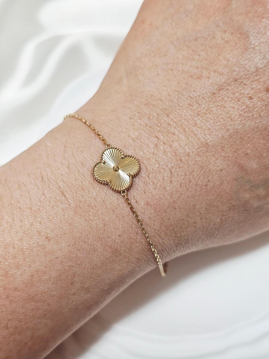 CLOVER BRACELETS
