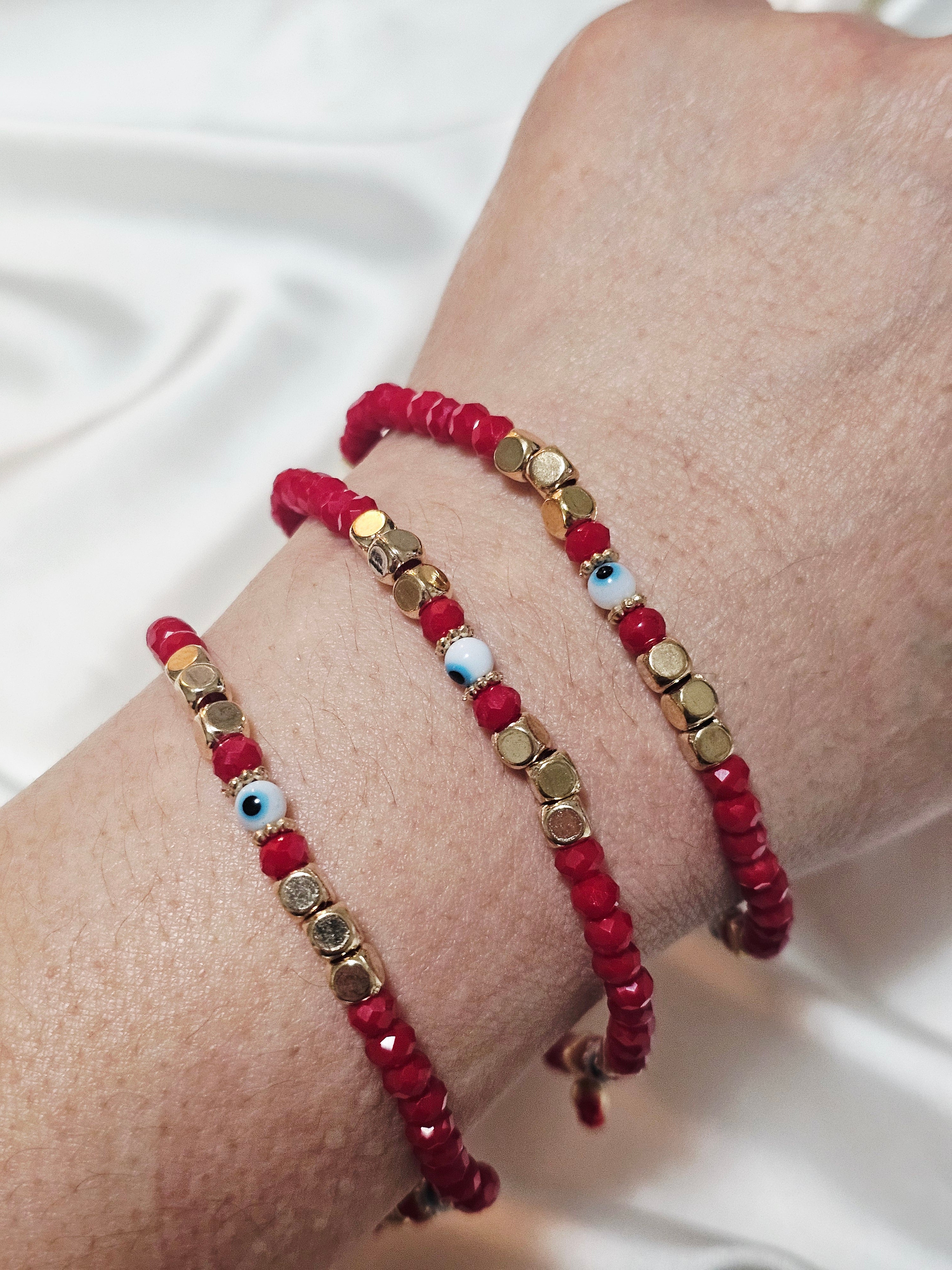 BEADED LUCKY BRACELET