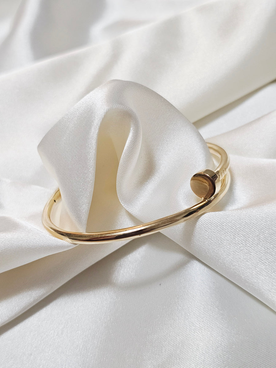 NAIL BANGLE 16'