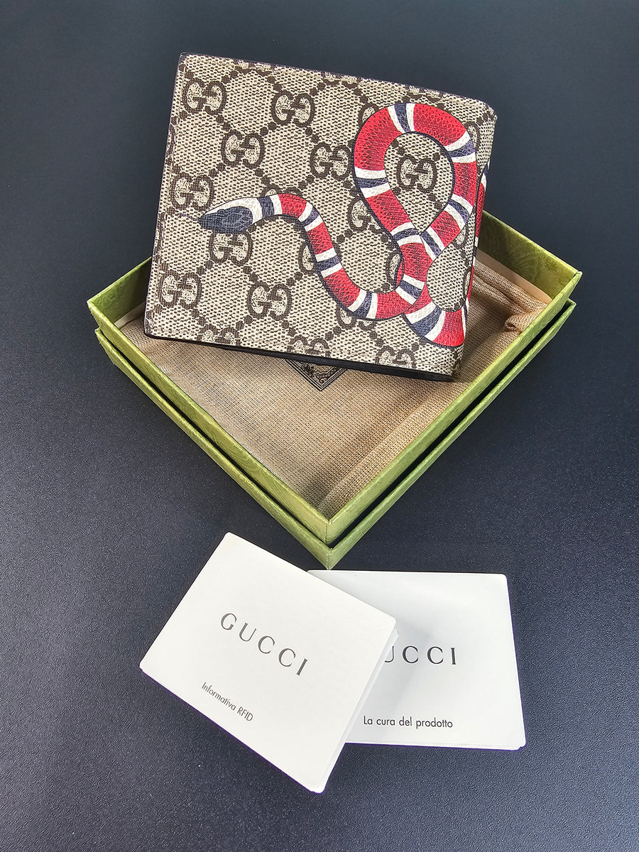 GUCCI  BI-FOLD WALLET GG SUPREME KINGSNAKE