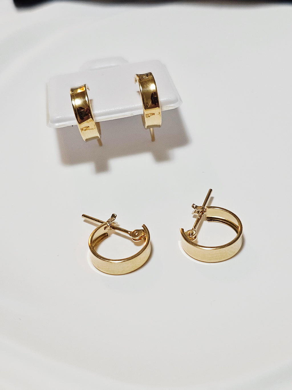 JAPAN SMALL DOME EARRING (Copy)