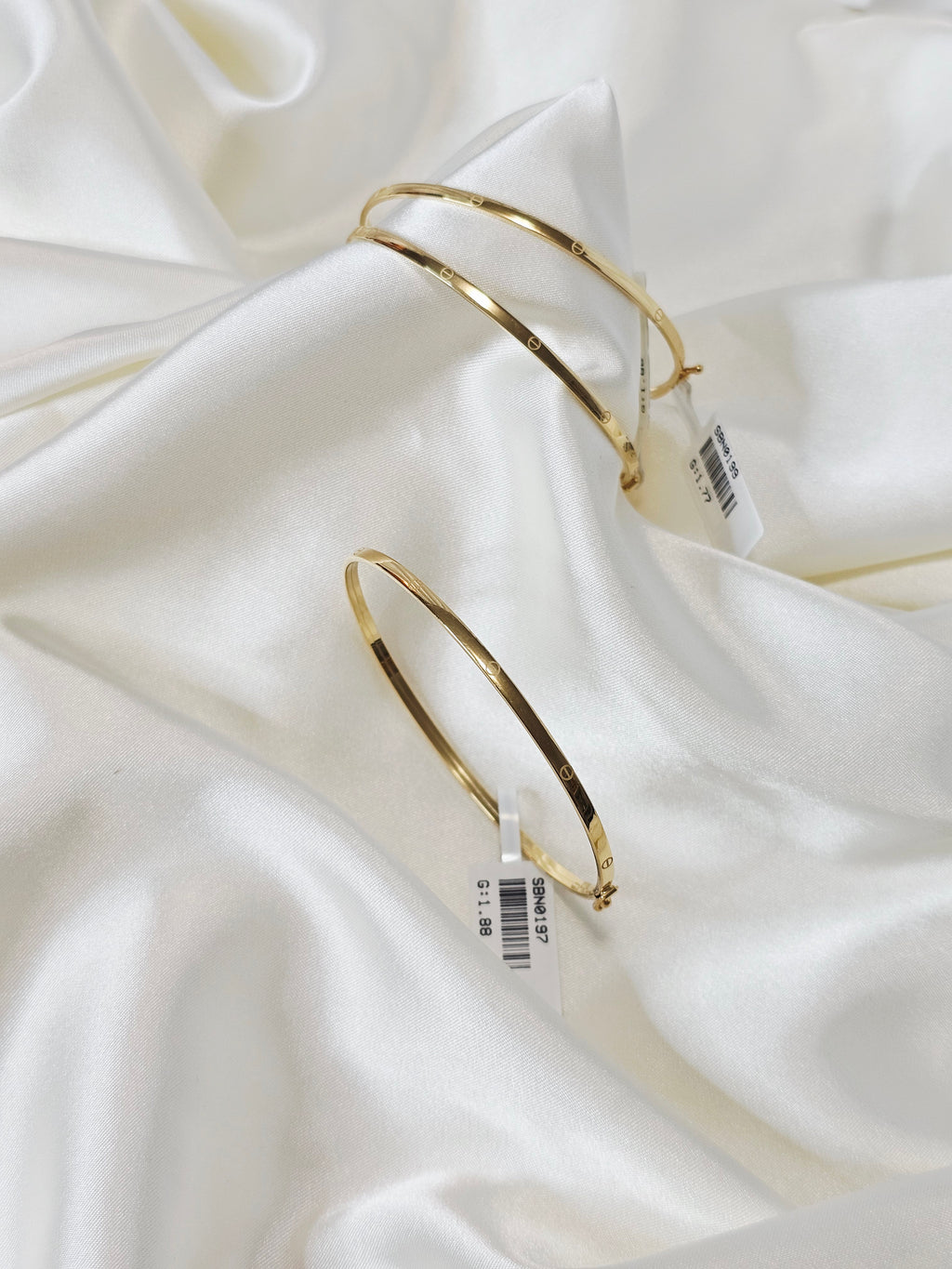 Thin Love Bangle