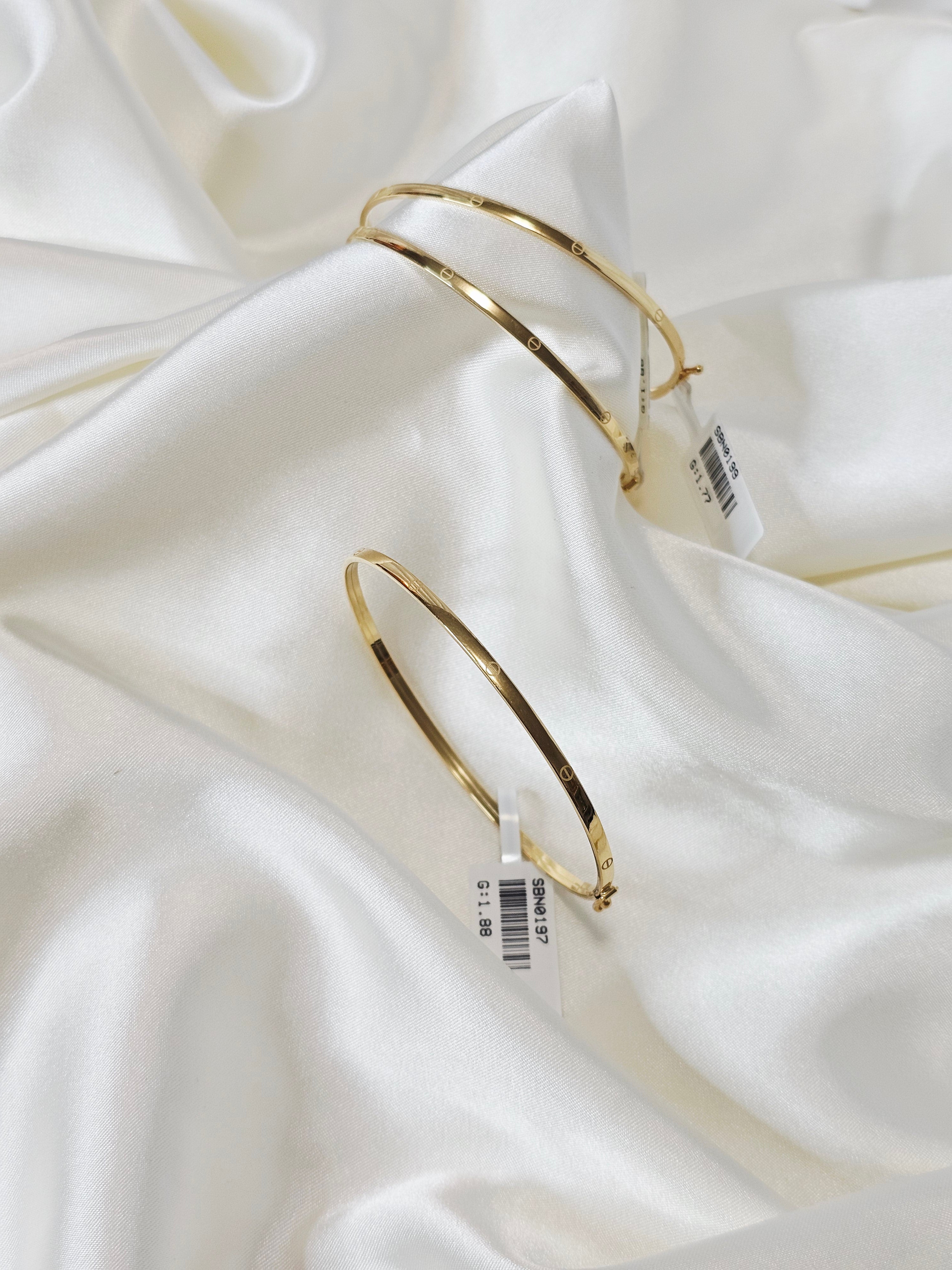 Thin Love Bangle