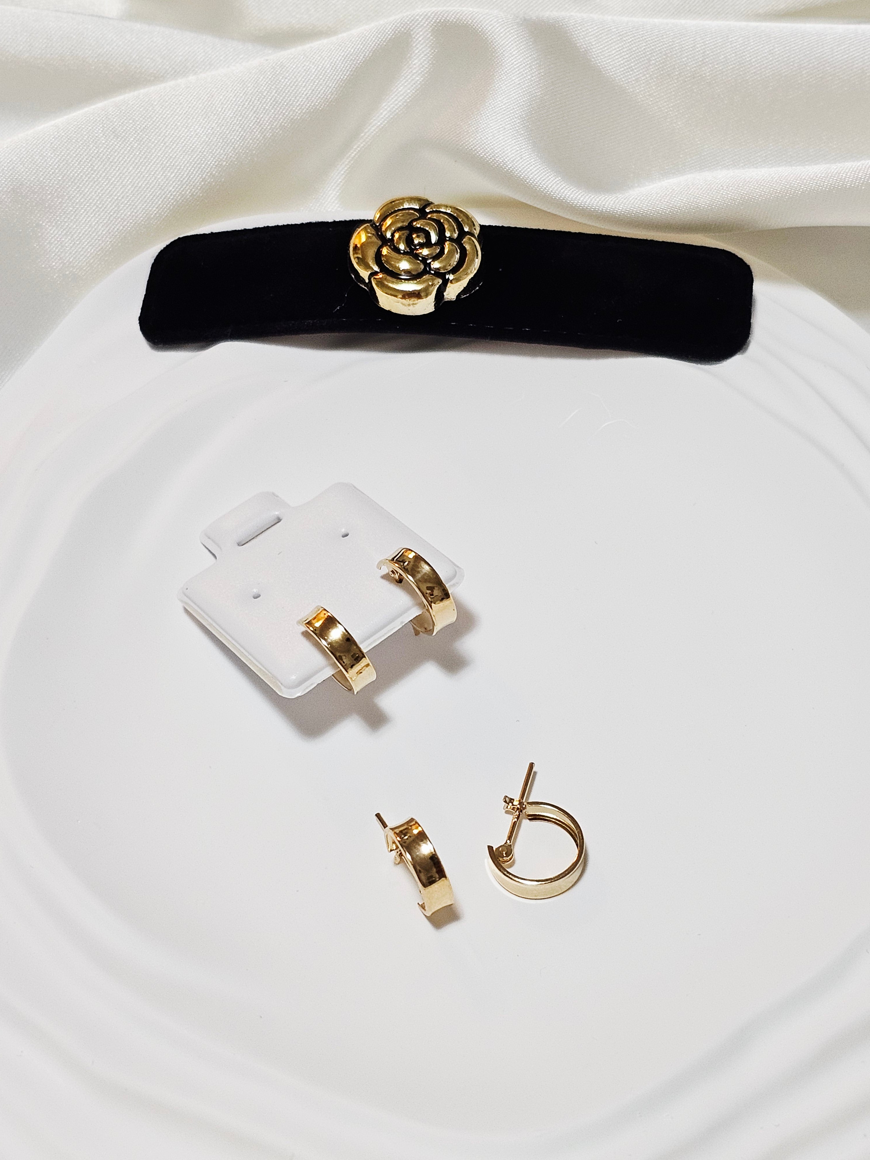 JAPAN SMALL DOME EARRING (Copy)