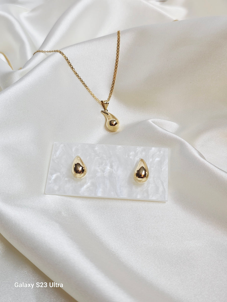 TEARDROP HALF SET