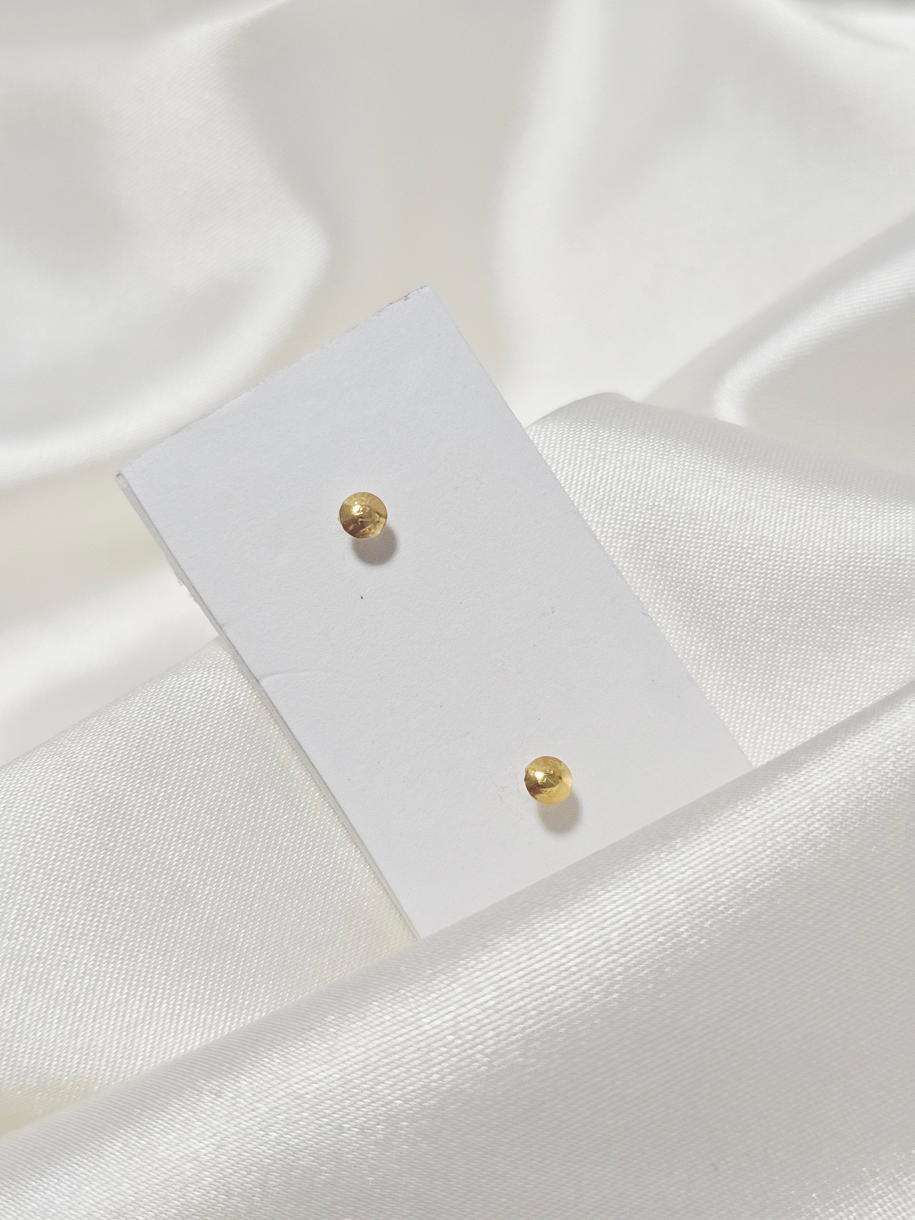 BALL SCREW TYPE EARRING