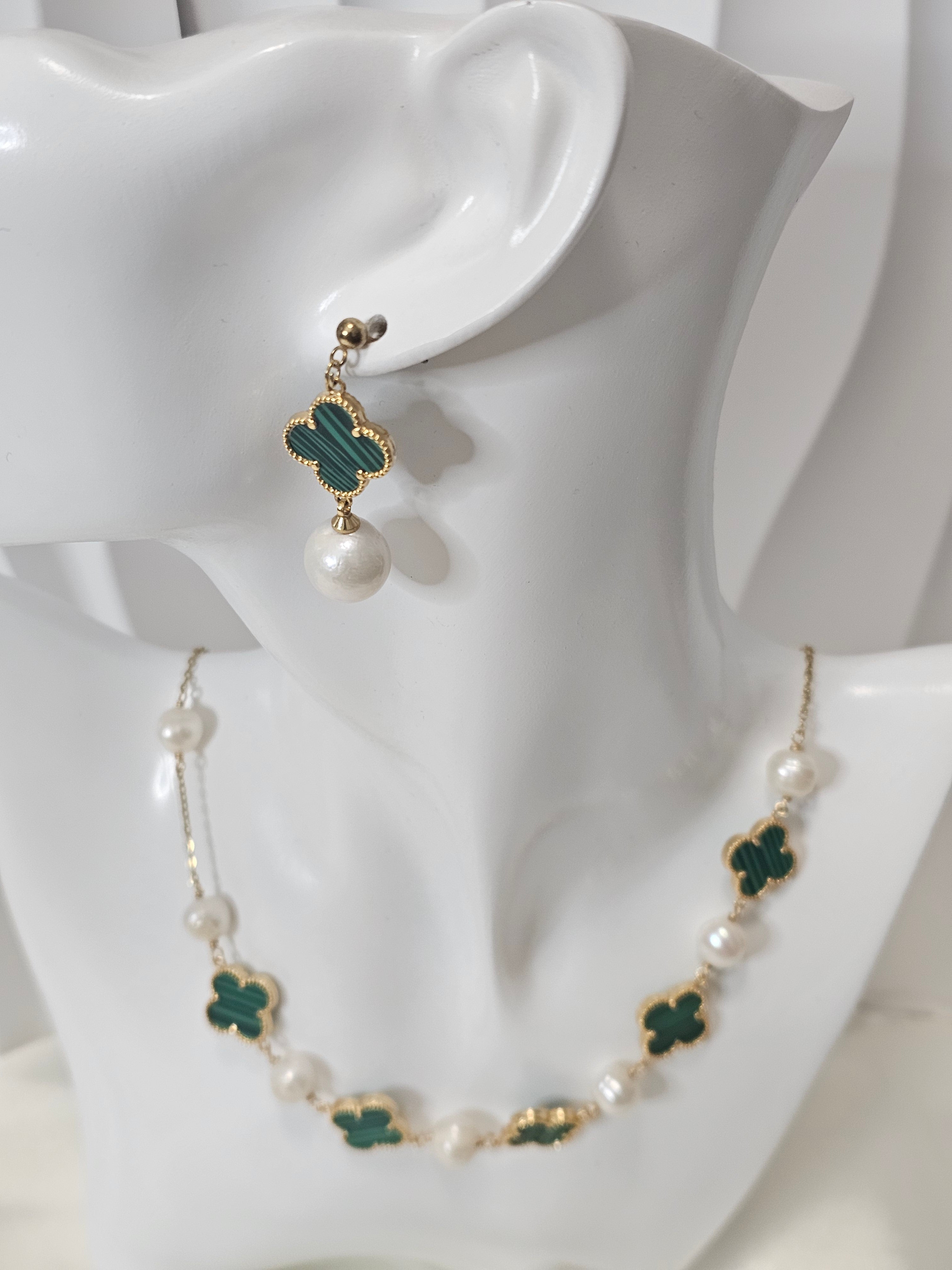 Clover with Fresh Water Pearls Station Set