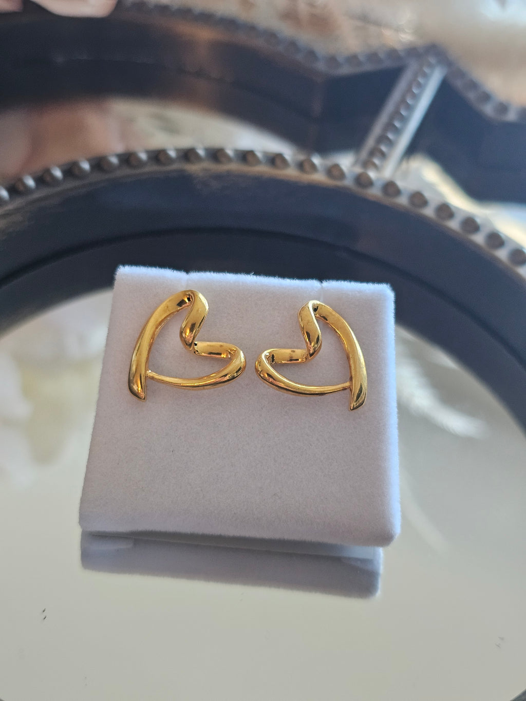 Happy Heart Stud Earring