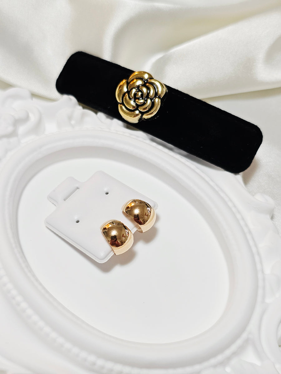JAPAN SMALL DOME EARRING