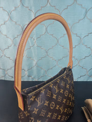 Looping Monogram Hand Bag