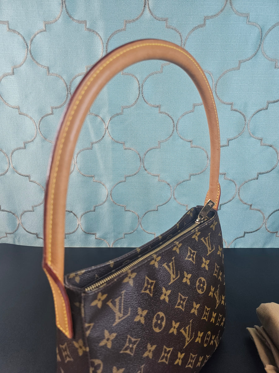 Looping Monogram Hand Bag