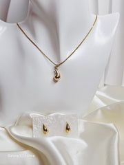 TEARDROP HALF SET