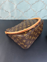 Looping Monogram Hand Bag