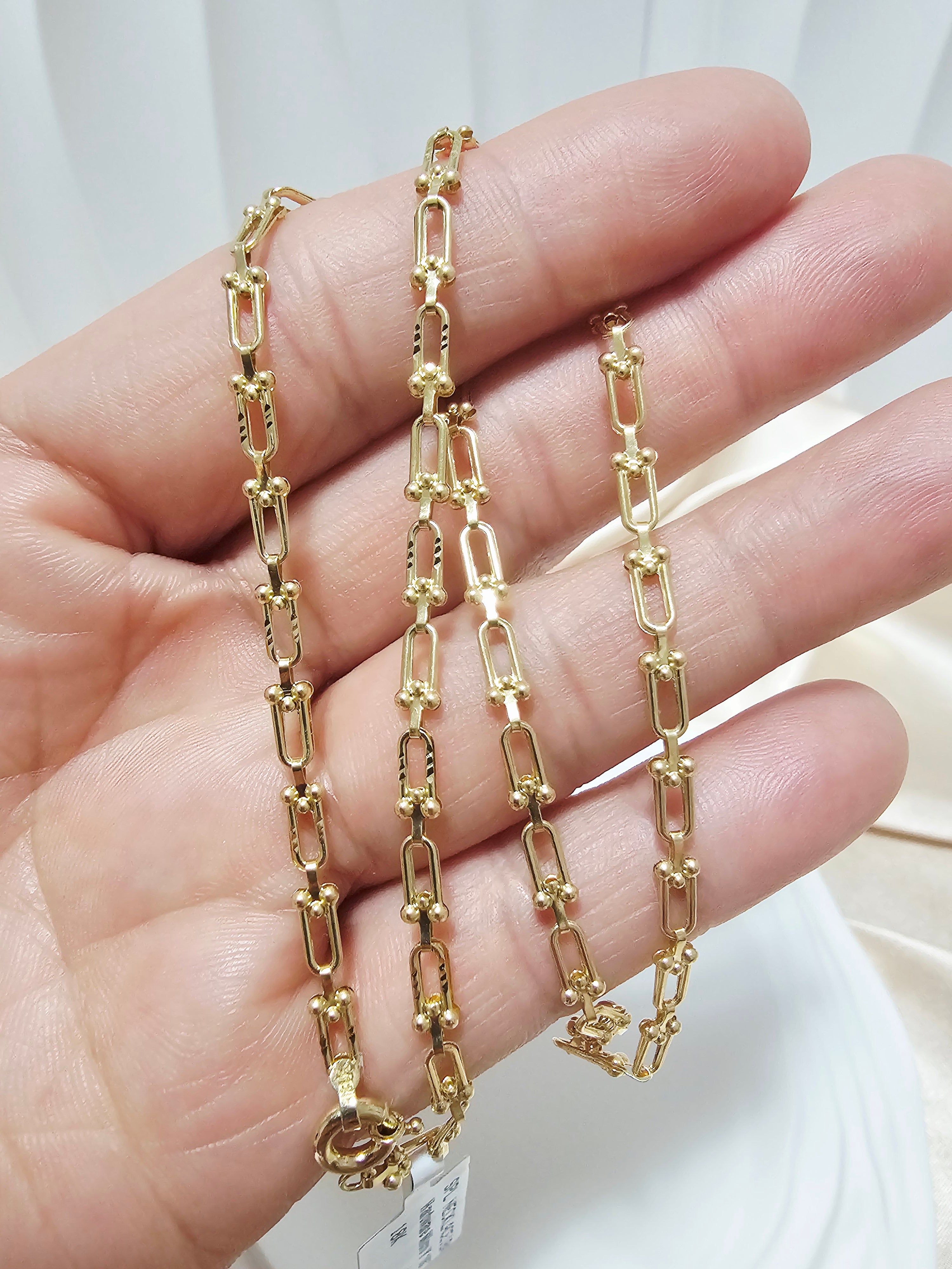 MICRO HARDWARE NECKLACE 16'