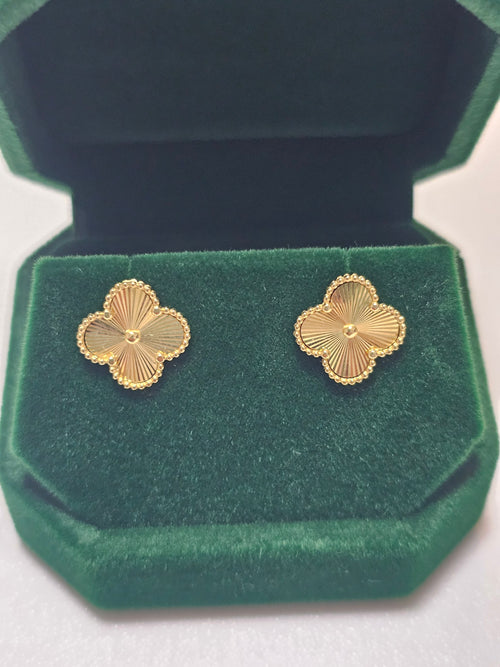Clover Stud Earring 12mm
