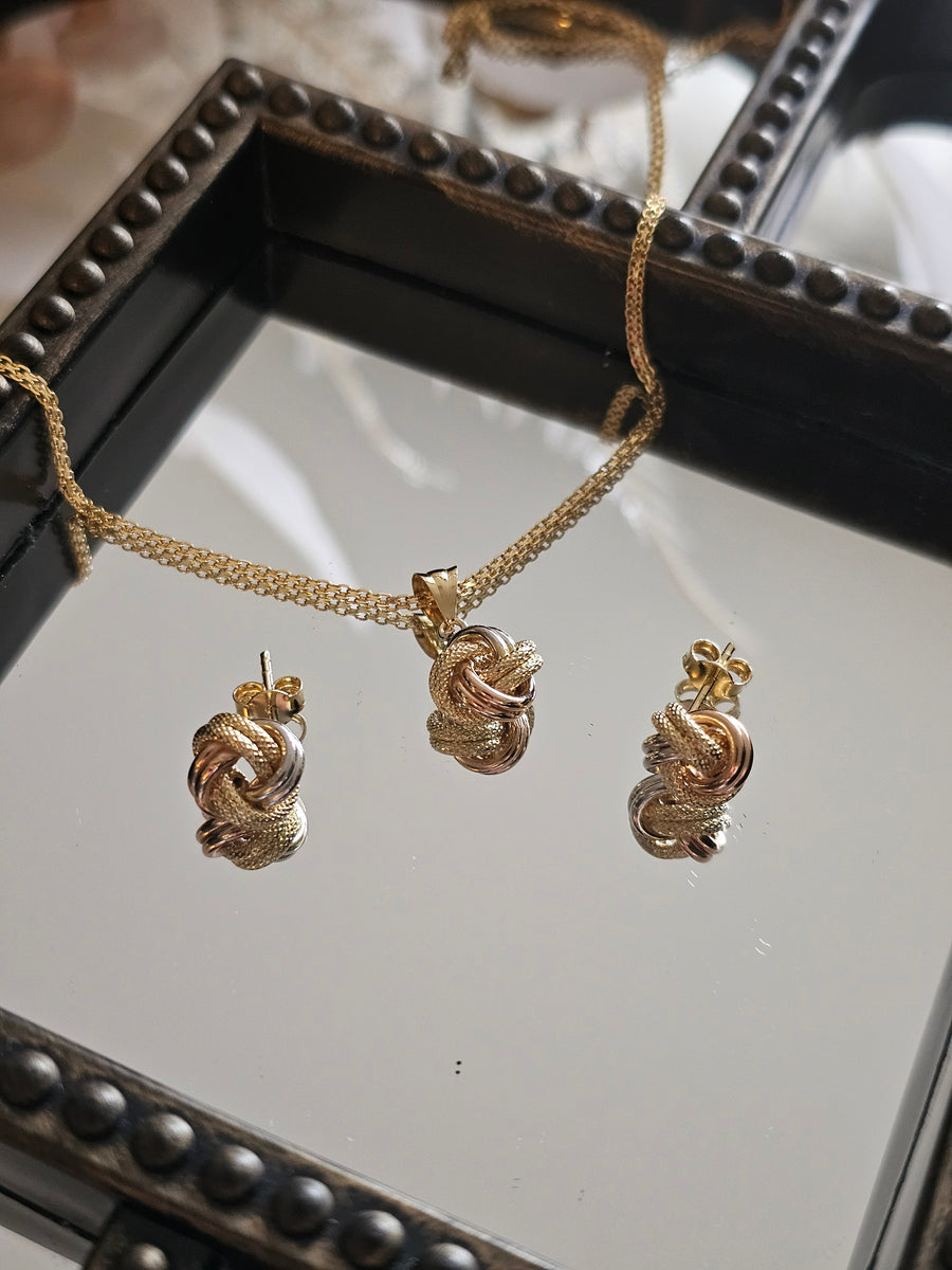 Half Set Tricolor Cinnamon Pendant  & Earrings Only