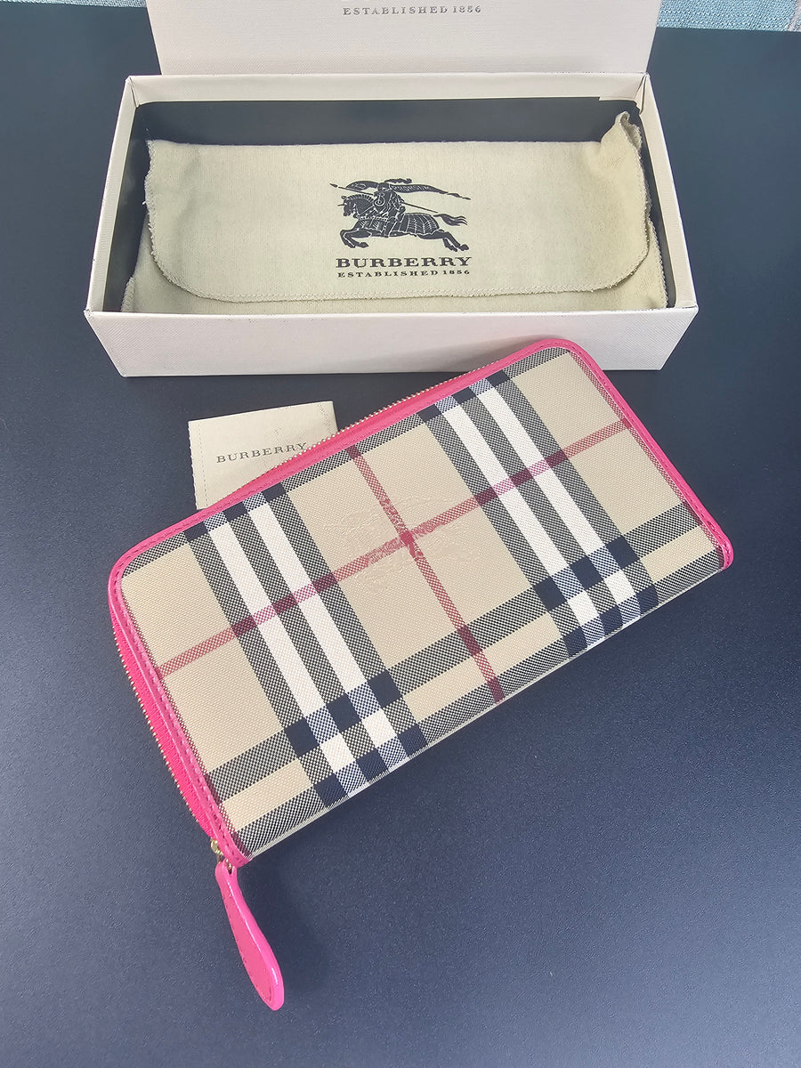 Burberry  Zippy Long Wallet