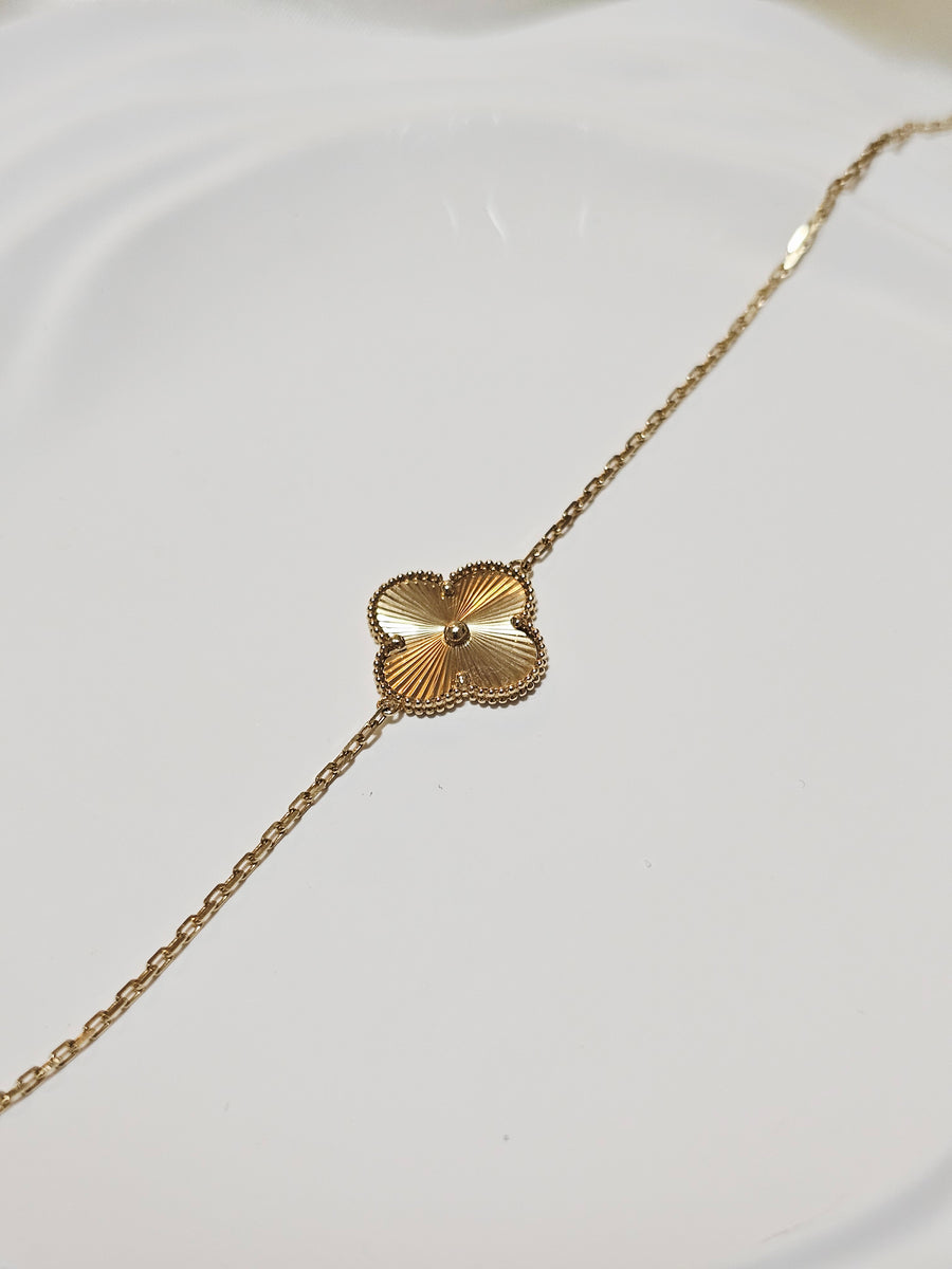 CLOVER BRACELETS