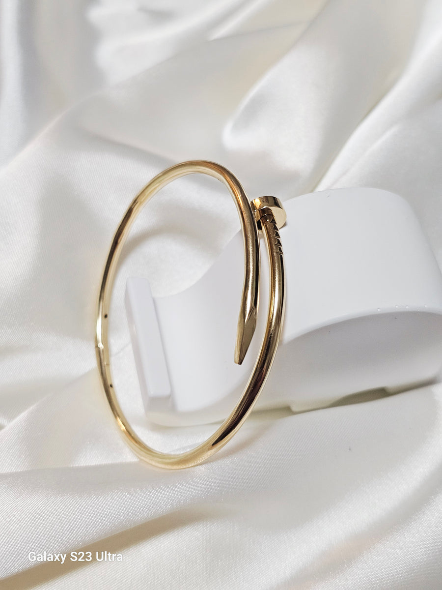 NAIL BANGLE 16'