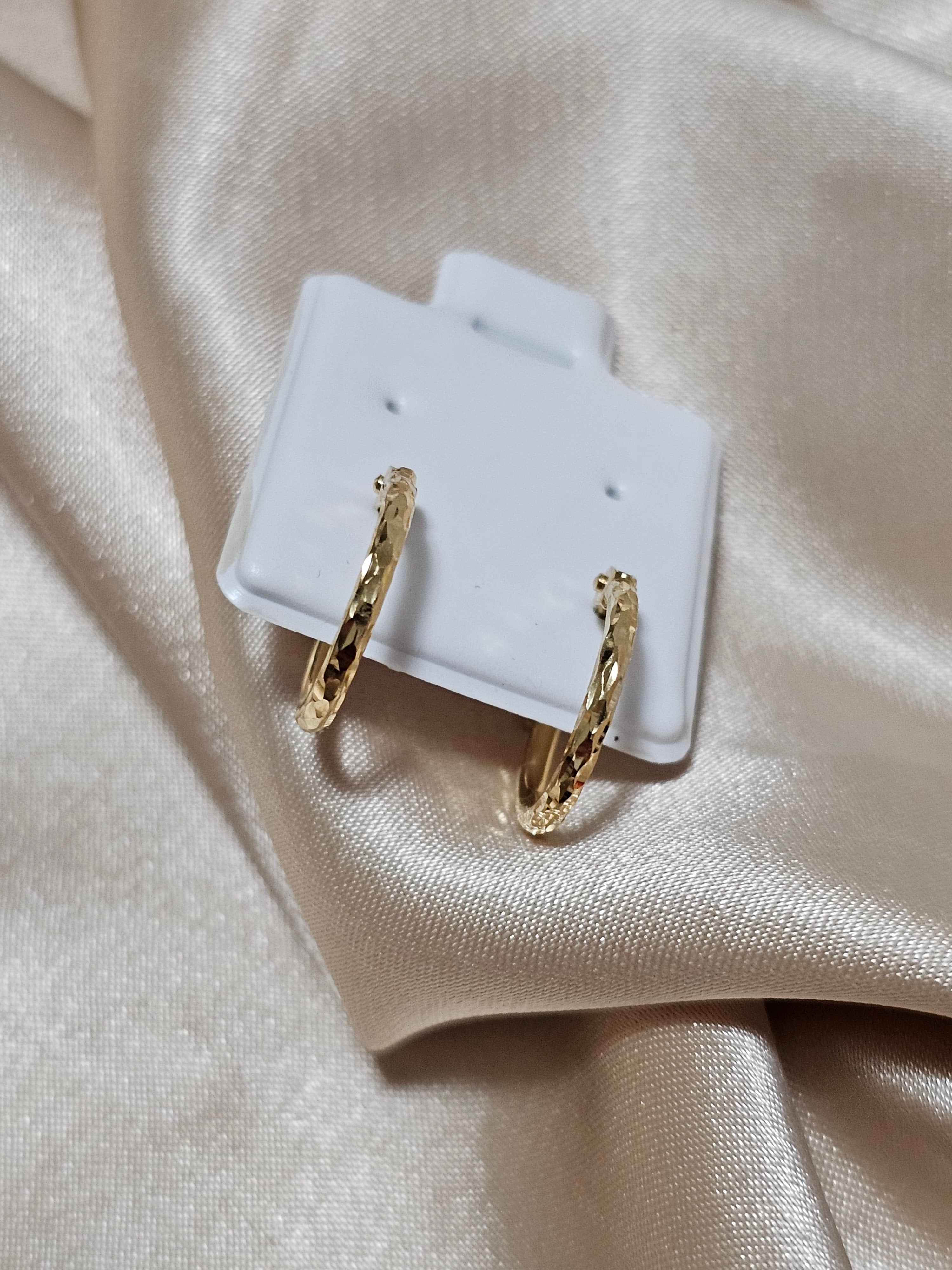 LOOP EARRINGS