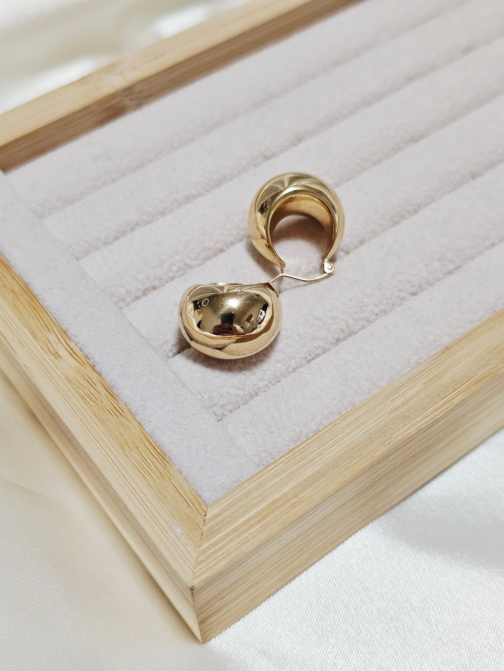 Small Chunky Loop Earring